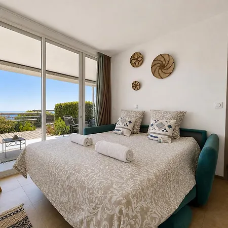 Vue Incroyable Aux Portes De Monaco *