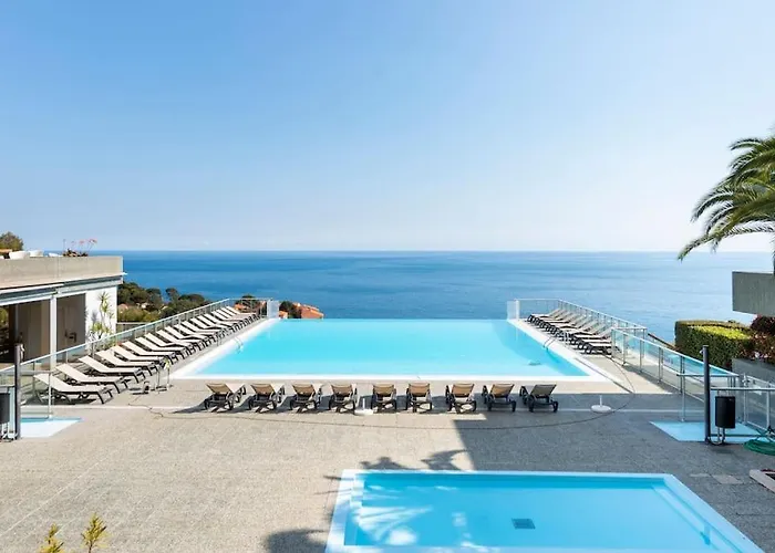 Vue Incroyable Aux Portes De Monaco